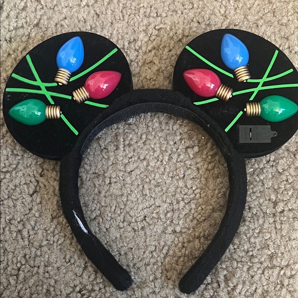 Festive Mouse Ear Headband with Lights - Picture 3 of 9